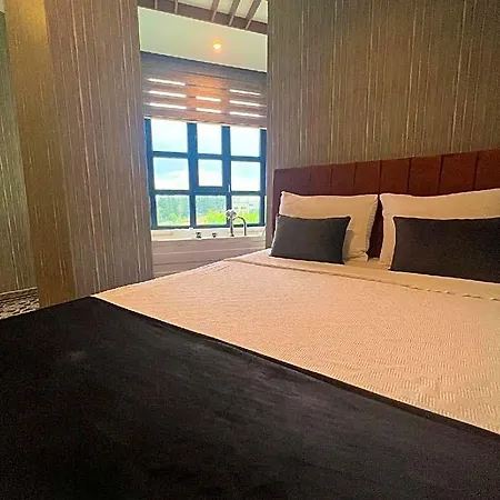 Hotel Beta